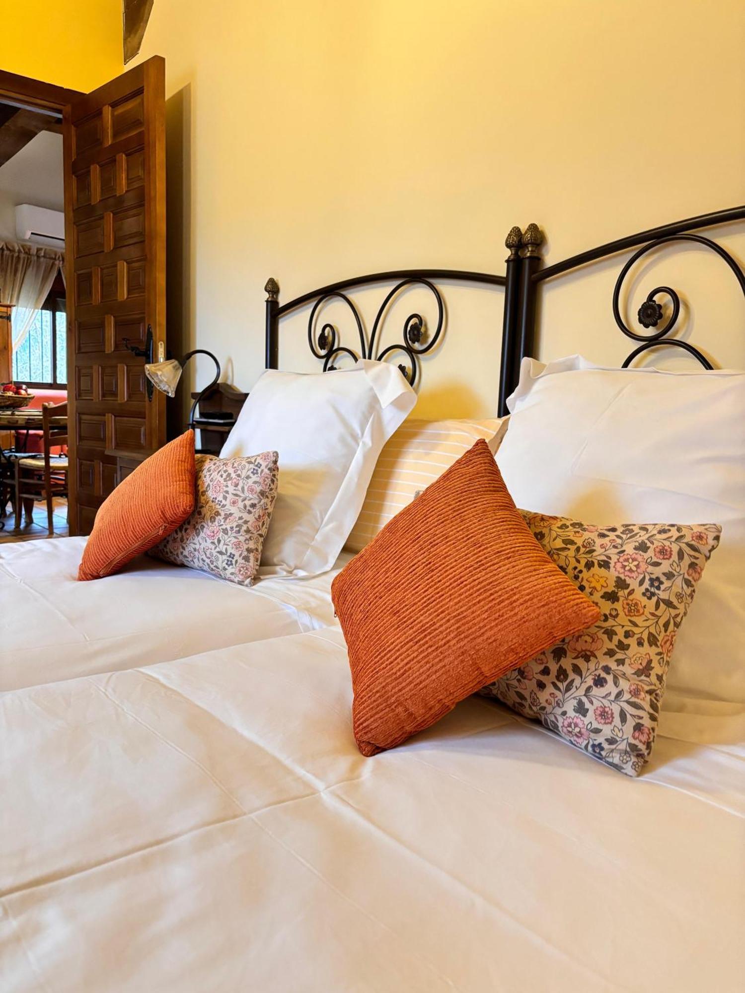 Casa Rural Los Regajales Tenzuela ภายนอก รูปภาพ